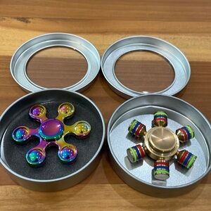 2 Metal fidget spinner
